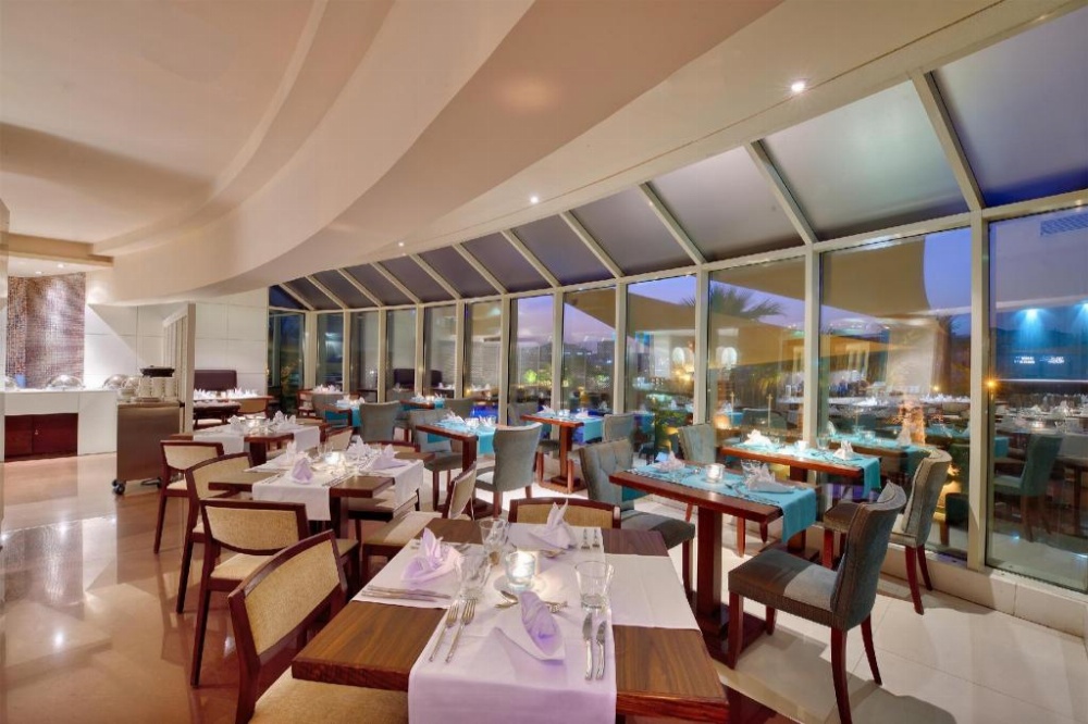 Majestic City Retreat Hotel ( Formerly Majestic Hotel Tower)